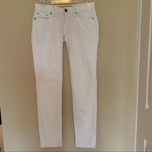Juniors Size 0 White Super Skinny Jeans